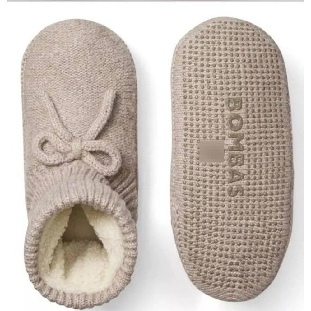 Bombas Gripper Slipper Booties Tan Size Large New Without Tags